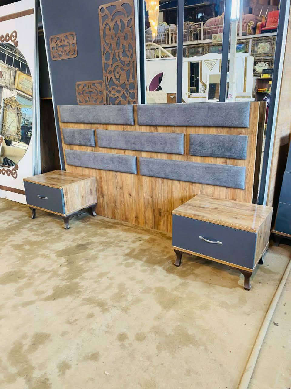 غرفة نوم تركي  ( جديدة )
فقط منصوب 
تتكون من 👈5 👈قطع والسادسة
 هدية طابورية فول نضافة 💯/💯
السعر فقط 👈 500👈الف 
مع نقل وشد داخل بغداد مجاني


**إذا كنت صاحب هذا الإعلان وتريد حذفه لأي سبب، رجاءا أرسل رسالة إلى الدعم الفني**