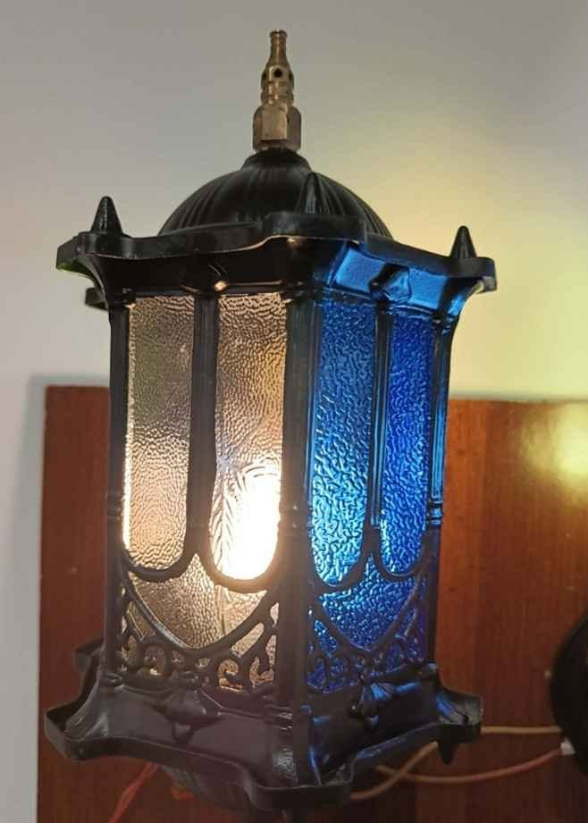 مصباح من حقبه اَنهاية الستينات زجاج ملون فريم فافون قبه نحاس بغداد, العراق


**إذا كنت صاحب هذا الإعلان وتريد حذفه لأي سبب، رجاءا أرسل رسالة إلى الدعم الفني**