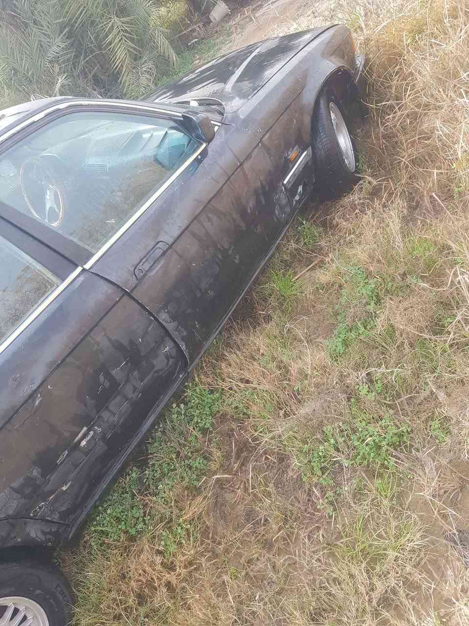 بي ام موديل 91 رقم ديالى نكليزي سنويه 35 كير ومحرك واكسن شاصي كفاله سياره كشرها مال تعمير يردالها ترتيب سعر ٢٨ورقه اتصاب متوفر وتساب ***********
