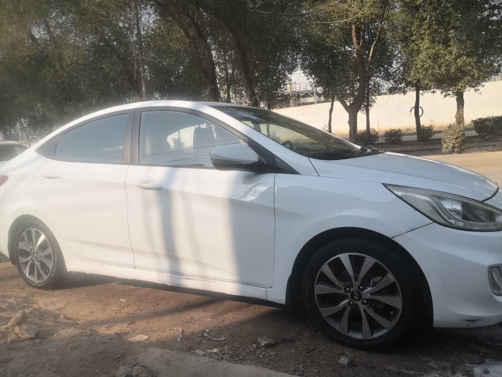 اكسنت خليجي2016 فول موصفات مكفوله من الصبغ بيه شويه بارد رقم انكليزي السعر 113 سياره جهازه *********** حلة, بابل
