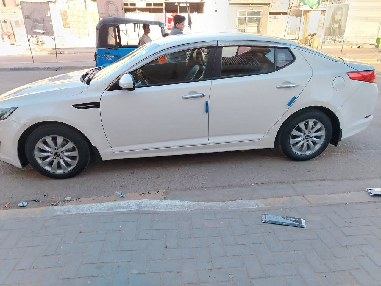 كي فايف موديل 2013بصره تحويل مشروع وطني سنوية لغايه 2027 وارد كوري مكفوله من الضربه والتبديل صبغ بس قطعتين شرط الفحص جاهزه حداديه تبريد تخم تاير مكينه كير كهربائيات كله شغال  السعر 100 العنوان بصره حي الحسين م 
*********** السياره بصمه تشغيل عن بعد بيهه

***********
