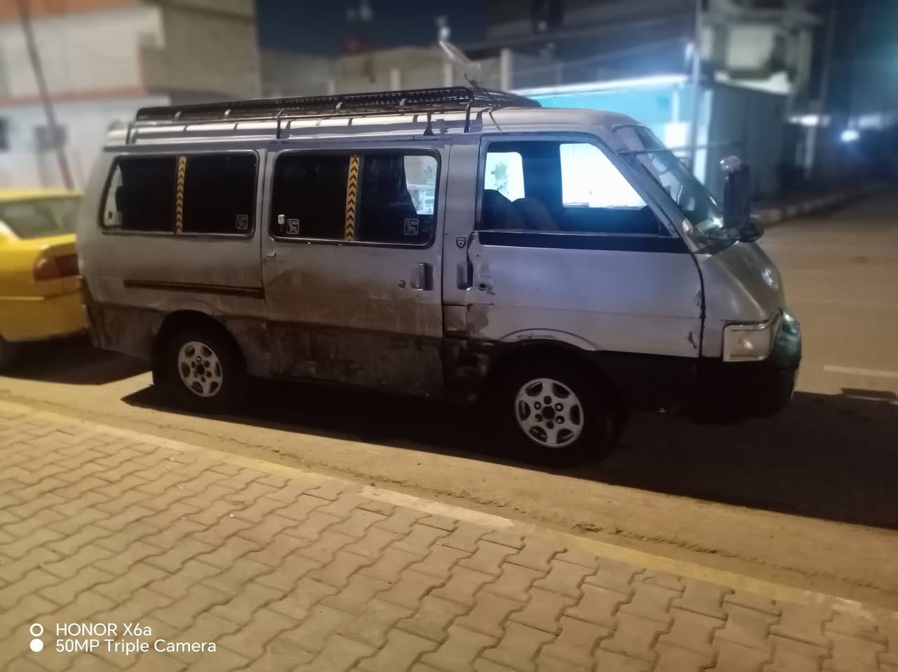 سلام عليكم كيه بسته رقم واسط لماني سياره جاهزه من كلش كير كسن مكينه جدد سنويه نافذه 2019 راعيها موجود تريد وكاله تريد تحويل شواصي حلوه دواخله حلوه سياره حله من صور مكاني واسط صويره سعر 28 وبيها مجال حك جيه الستفسار *********** ملاحضه صور قديمه هسه حله من قبل
