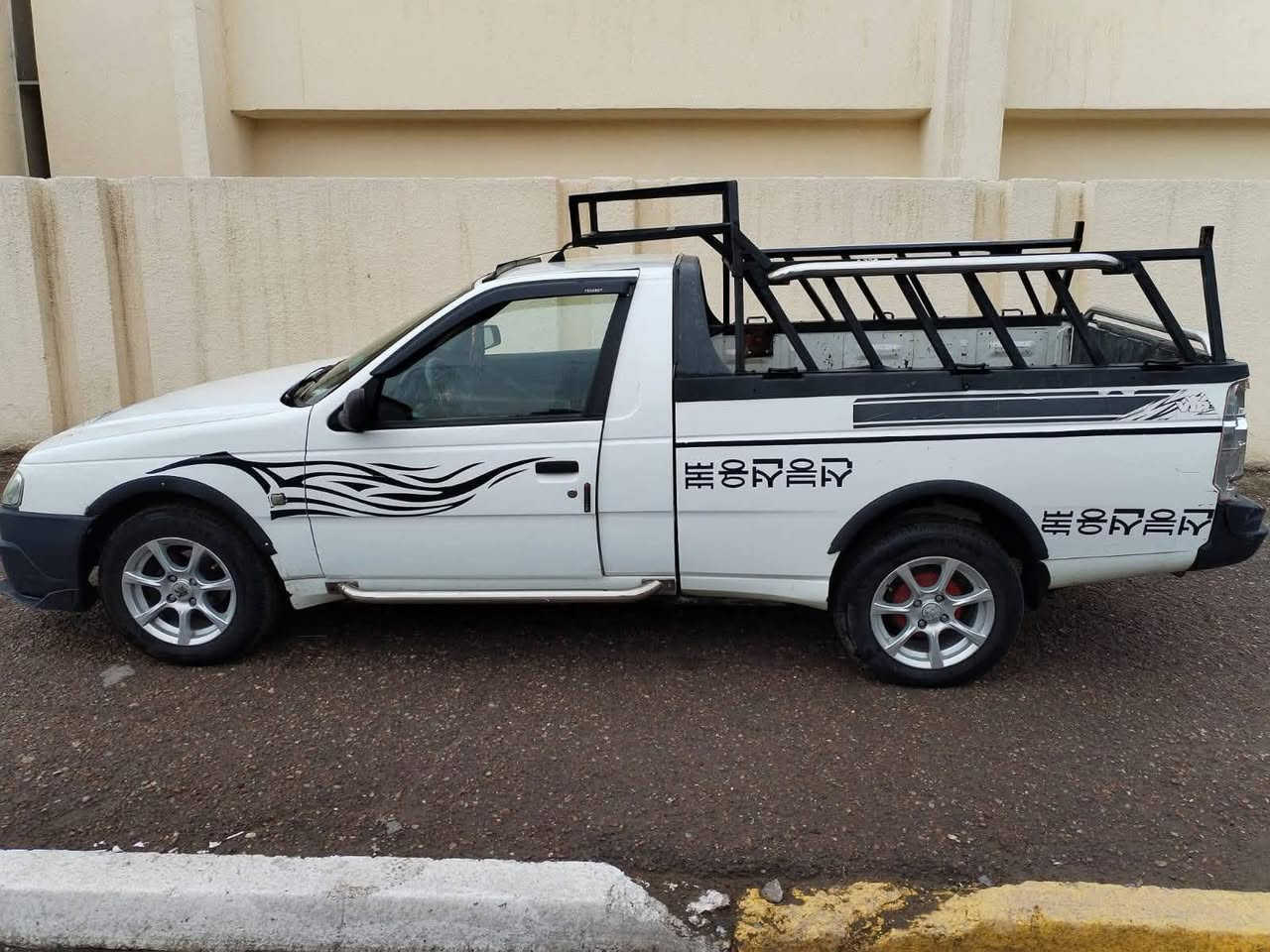 السلام عليكم
بيكب اريدو 2016

مكفوله كفاله عامة

ماشية 50 الف

رقم بغداد بسمي

سنويه تنتهي  ٢٠٢٩

شاشة

كامره

حساس خلفي

ثلاجة

لايتات زنون

تخم تاير جديد

ويل كب

محجر تفصال

سيارة جدا نظيفة

مكان سيارة بغداد حي اور

سعر44

اتصال ***********
