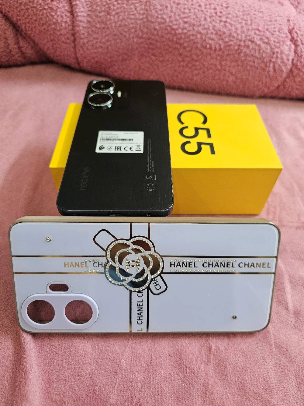 هاتف Realme C55 جديد للبيع، غير مستخدم وبحالة ممتازة. يحتوي على شاشة كبيرة وأداء قوي، مناسب للتواصل والألعاب. يأتي مع العلبة الأصلية.