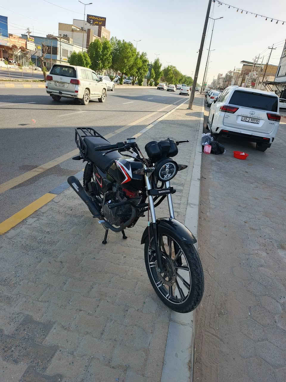 للبيع شاينك 2023 طالعه بل 25 أوراق كامله سكنر فول نضافه جديده و جاهزه مجهزه كهربائيات كلها شغاله مكان نجف سعر 725 و بيها مجال رقمي ***********
