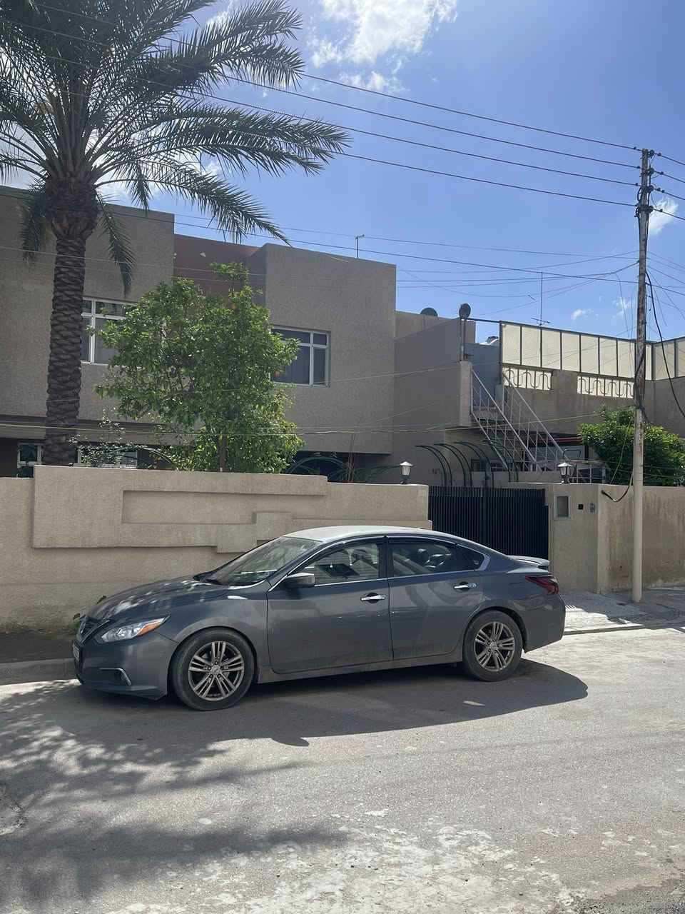 سيارة نيسان التيما موديل ٢٠١٨نظيفة رقمها دهوك مكاني بغداد للتفاصيل اكثر الاتصال على هذا الرقم حسين  ***********
