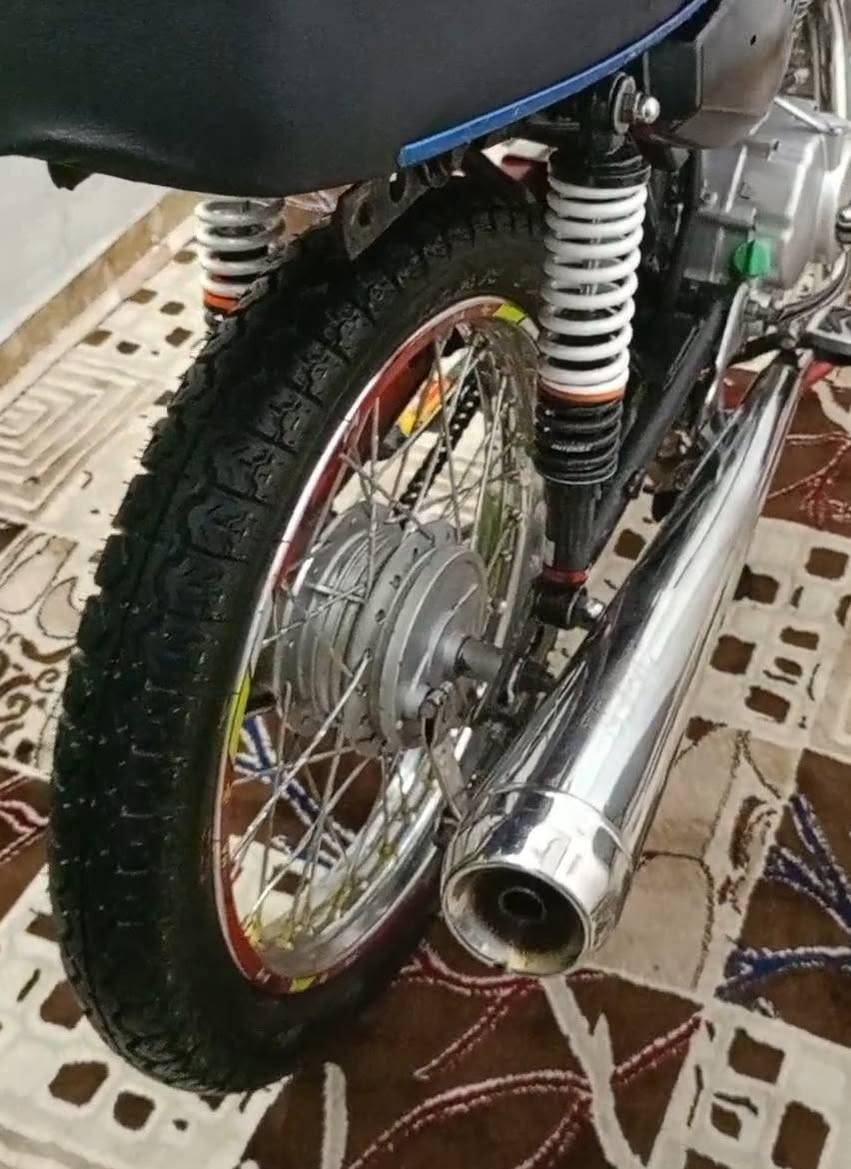 للبيع تانكي تفصال الأسود هوا و صفاحيات سعر 45 وبي مجال و الأصفر سعر 10 بدون صفاحيات و كزوز نص عالي كلهم جدد مابيهم شي الكزوز بل جيس بعدو ب 12 مكاني موصل حي بكر يم جامع البديع كلهم بيهم مجال قليل و الاسود يرهم مراوس ب راسطه باكستانيه و الأصفر يرهم مراوس ويا كزوز عالي هوا والكاتم كلهم جدد بس يحتاجتلهم غسله التانكيات


**إذا كنت صاحب هذا الإعلان وتريد حذفه لأي سبب، رجاءا أرسل رسالة إلى الدعم الفني**