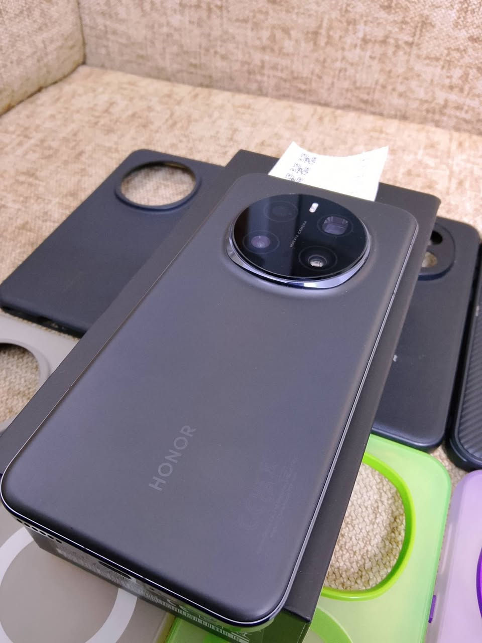 هونر ماجك 7 برو لون اسود نظيف 
ذاكره 512
كامل ملحقات كارتونه + شاحن 100 واط الاصليه 
مع 8 كفرات
السعر 850  
العنوان نجف حي ابو طالب


**إذا كنت صاحب هذا الإعلان وتريد حذفه لأي سبب، رجاءا أرسل رسالة إلى الدعم الفني**