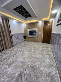 بيت للبيع مساحه 150 م يتكون البيت من غرفتين نوم وصاله واستقبال ومطبخ و...