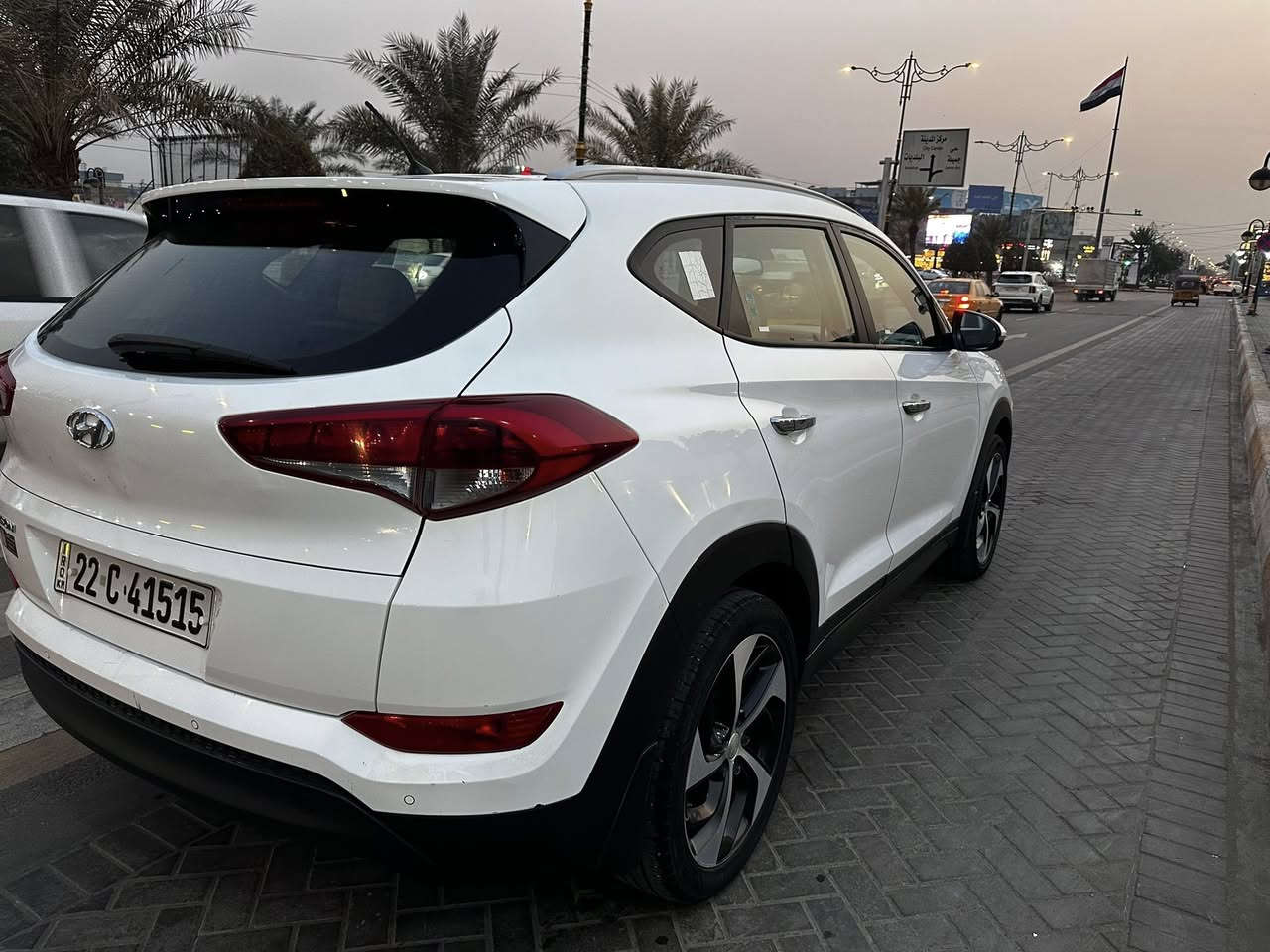 السلام عليكم توسان ٢٠١٧ خليجي مكينه ٢٠٠٠ دوش  كير مكينه وصدر وتبريد وتخم تاخير مكفول سياره بيهه بنيد ودعاميه فقط بدون أي دواخل بارد بسيط بقبق جنطه رقم أربيل تريد وكاله تريد تحويل بيع أو مراوس حسب القناعه مراسله واتساب أو اتصال مكاني حي اور السعر ١٦٥ رقم ***********
