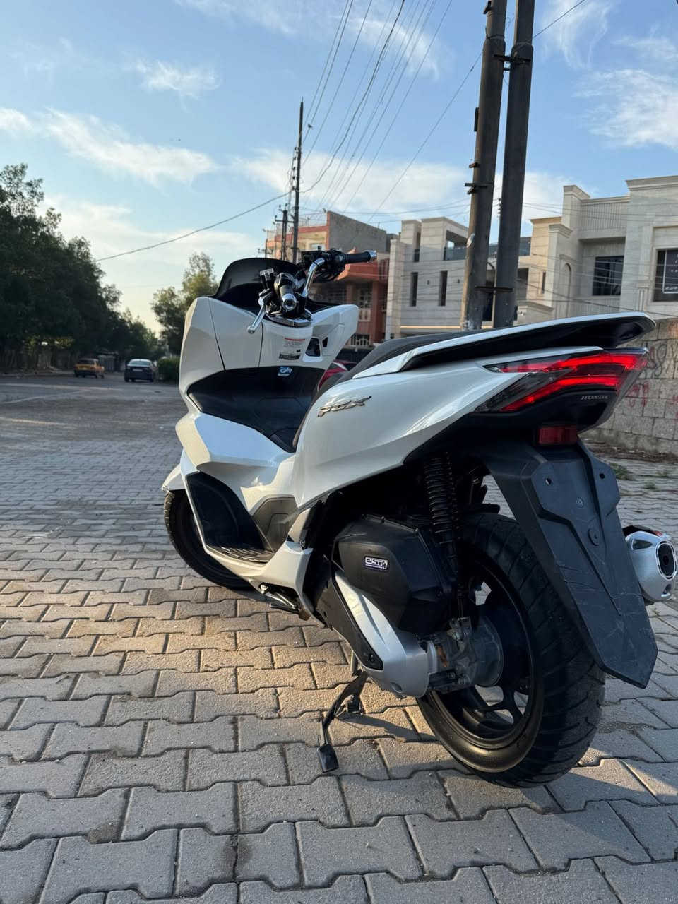 دراجه pcx ياباني للبيع
موديل 2023
ماشيه 27 الف  
بريكات ABS 
مانع انزلاق
حساس ازدحام
تدفئه بلـيدات
شاصيه Jk
مكينه مكفوله 
اوراق كامله + منفيس + داخله للعراق بمزاد
واتساب : ***********
