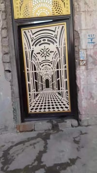 حي الكرامة • دار للبيع • ١٠٠م