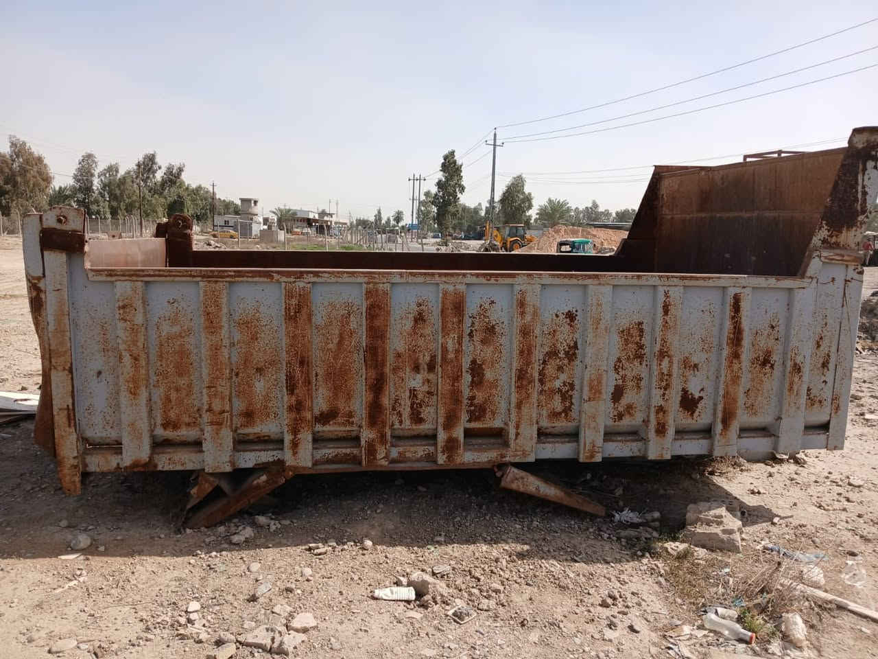 للبيع
***********
