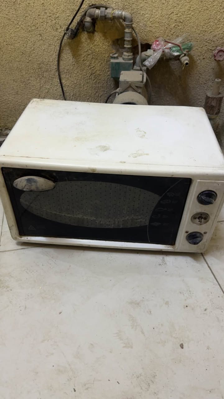 فرن كهربائي شغال مابي صينية ولا سيباية ابيعة على وضعة السعر ٢٠ قفل مكاني بغداد يوجد توصيل بغداد, العراق


**إذا كنت صاحب هذا الإعلان وتريد حذفه لأي سبب، رجاءا أرسل رسالة إلى الدعم الفني**