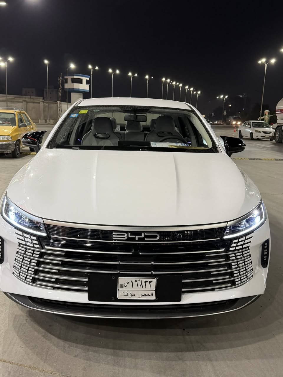 السلام عليكم 
  بي واي دي  BYD دسترويل 2025 التفاصيل ⬇️⬇️⬇️
⬇️⬇️⬇️⬇️⬇️⬇️⬇️⬇️⬇️⬇️⬇️⬇️⬇️⬇️⬇️⬇️
مواصفاتها:
🔥🔥🔥🔥

- شاشة دوّارة  🖥️

-  6 مكبرات صوت 🔊 

- حساسات وكاميرا خلفية 📷

– مثبت سرعة 

– مقاعد جلد ابيض رياضي 💺

-كير ماوس 

-اوتو ستوب

-حساس خلفي 

-كاميرا خلفية دوارة 

-اوتو هولد AUTO HOLD 

-هند بريك بصمه 

-تشغيل السياره بصمه ويا

 كارت ذكي

-لايت زينون 

-لد نهاري LED

-بك لايتLED

-3انضمة للقيادة 

-مانع تزحلق

-مثبت سرعه  Cruise 

-تشغيل عن بعد 

-شاشة ذكية تدعم جميع البرامج 

بيها كماليات 
(مطريات) (كفرات مرايه) (سبايد) (شبقه جامه الخلفيه) 
( كاعيه جلد كامله ) ( تغليف استيرن) (كفرات يدات) 
( نشره داخليه لد ) ( كاعيات) 
حبايب السيارة جدا جديدة بعدها بوضع الوكالة الزيرو ماشيه 250 كيلو صارلها 3 ايام مشتريها وصار عندي ظرف بعدها بدون ارقام فحص مؤقت بسم الشركة مكاني بغدادالجديده وسعر السيارة 19،750،000 دينار عراقي هيه وكمالياتها وعدتها كاملة واسف على الاطالة

للاستفسار الاتصال:***********
