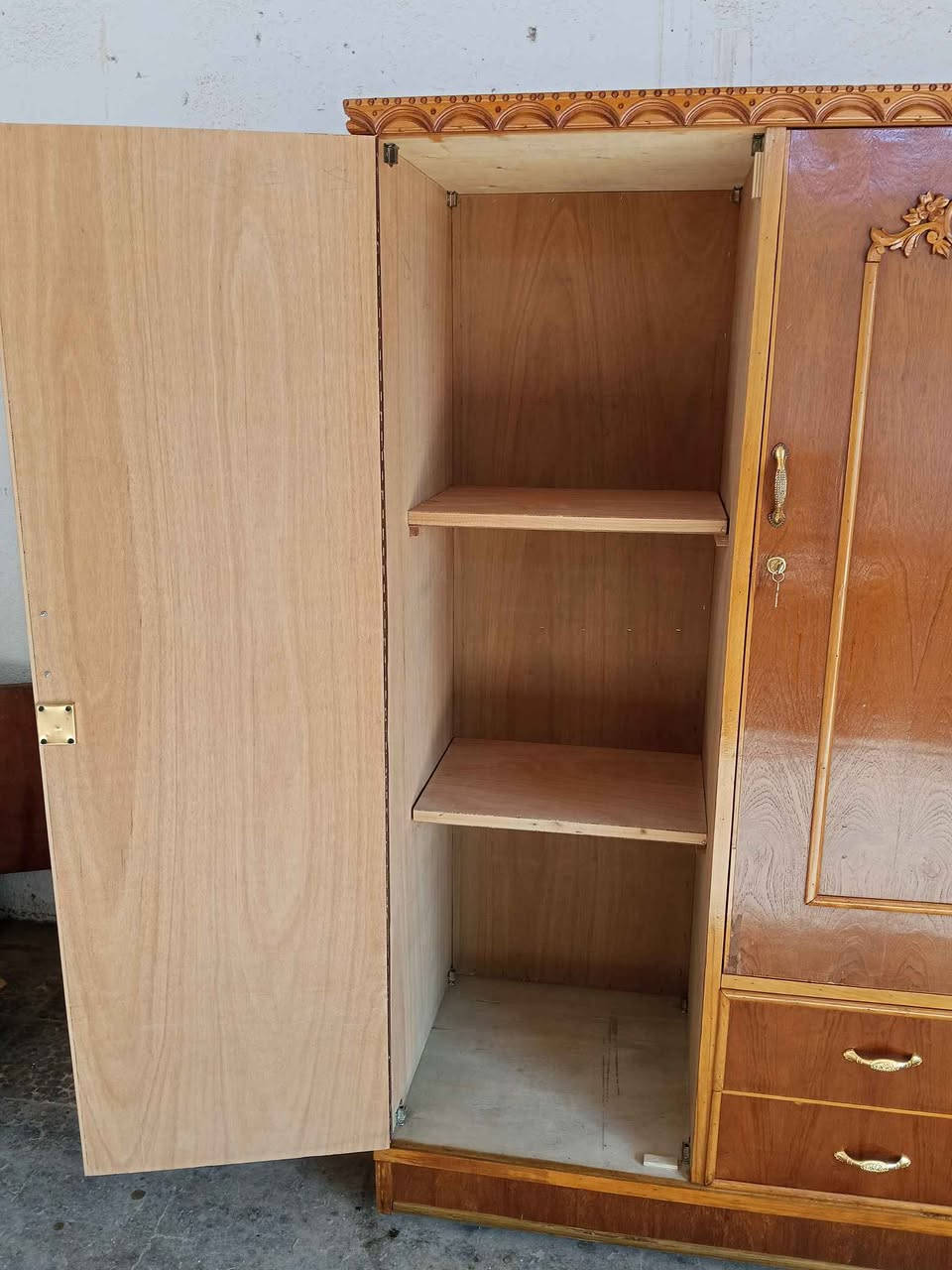 قنصور 3 ابواب السعر 190 للأتصال *********** أو *********** موصل, نينوى
