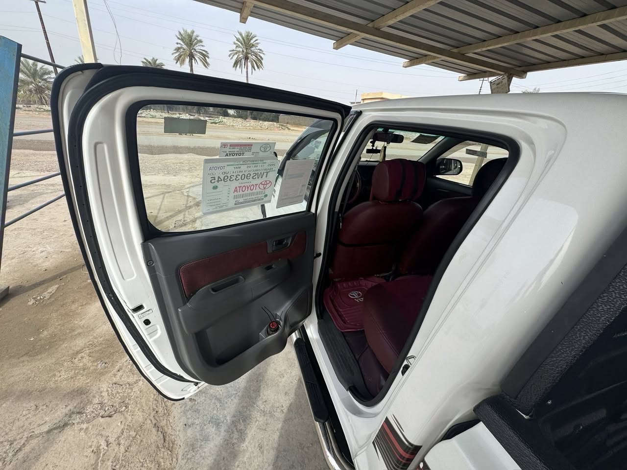 السلام عليكم بيك اب هايلوكس ٢٠١٢ نظيفة كلش بس بيهادقطع صبغ اثر طخات سيارة بسيطة شاصي ١٢ كير عادي
سياره كير محرك محرك مكفولات شئ سيارة نظيفة جدا باسمي رقم سلمانيه ثاني يوم تحويل اضافة الى سونارها موجود 
رقم الهاتف ***********
السعر ١٦٠ خابر وتدلل
