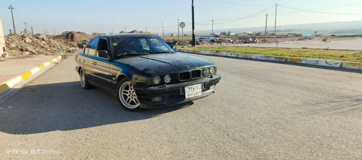 1991
سلاید 
جام کاربای
سیارە بە ئەولیات
ئەفرۆشم 
36مجال
***********
*********** كركوك, العراق
