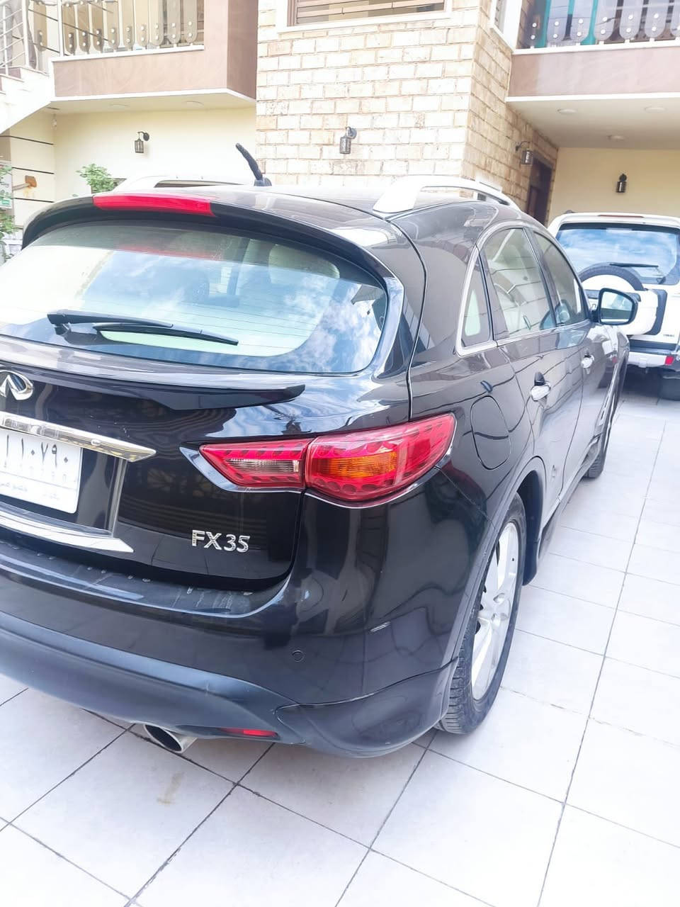 سياره نيسان انفينتي fx35 موديل 2012 خليجي عالبلاد ماشيه 150 الف حقيقي قابل للزياده استخدام بيت  بدون حادث فقط صبغ دعاميات للجماليه نتيجة شخوط وعلى الفحص / فول اوبشن/فتحة سقف / سلايد كاميرات اطارات جديده  وحساسات ……***********
