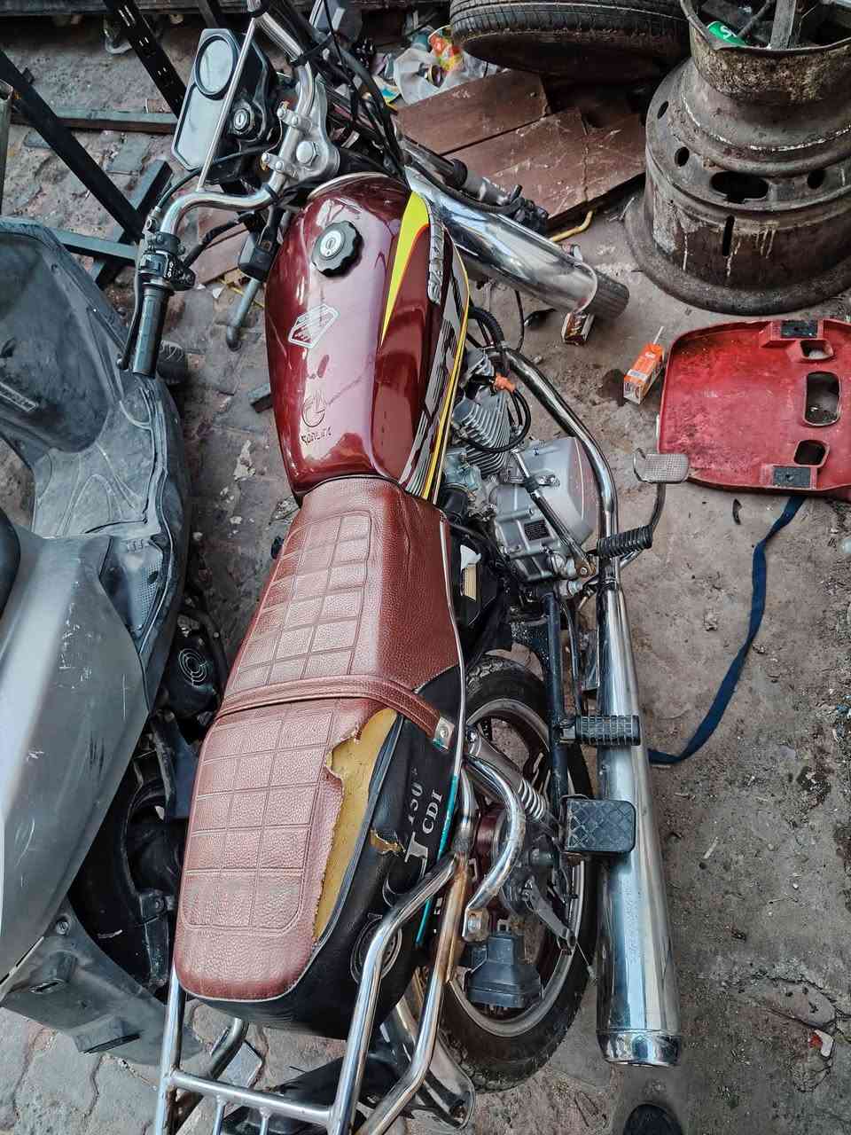 دراجه 5 كير موديل 21 دراجه نضيفه 375 وبيهة مجال قليل منطقه الحريه اتصال  ***********
