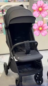 اغراض طفل • نظيفه جدا • كرسي منام هديه