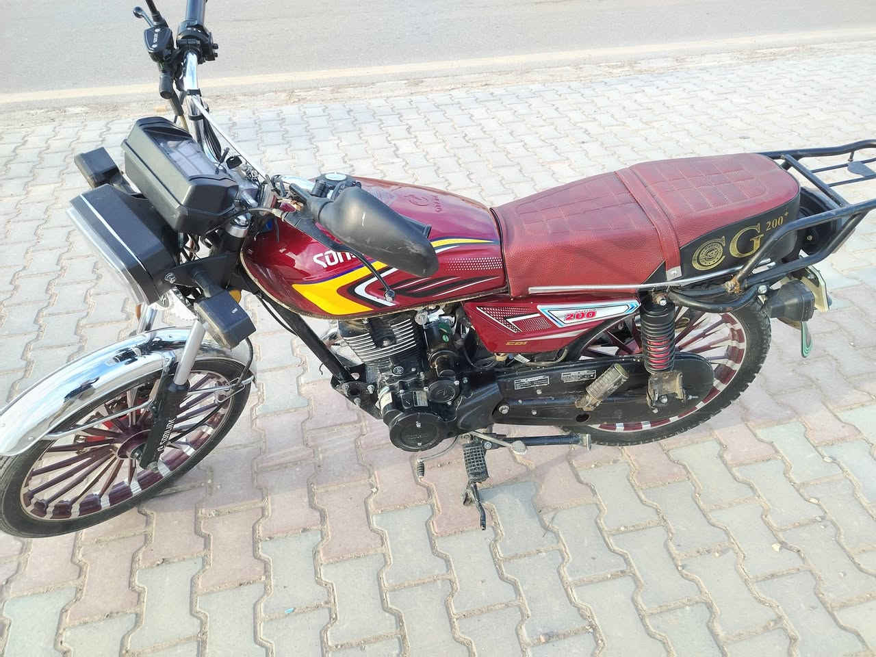 سلام عليكم
ايراني خمسه گير للبيع
ألون ماروني 
المديل 2024شهر 12 
الباب الأول الاورق كامله 
المكنيه خير من الله 
مكاني الحسينه الراشديه 
سعر: 740 وبيه مجال حك جيه 
الاستفسار. 
*********** بي وتساب
