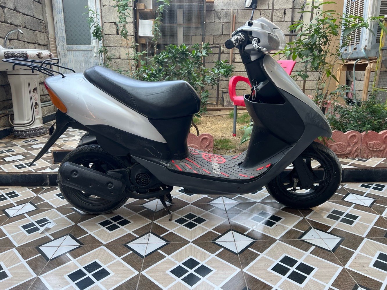 سلام عليكم ماطور ساسوكي للبيع شرط المحرك 
شرط الكهربايات كله بلادي مكاني تكريت السعر 