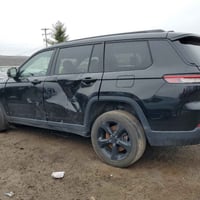 جيب موديل 23  امريكي  رقم بغداد  ضرر بنيد وباب خلف السايق  بدون ايرباك...