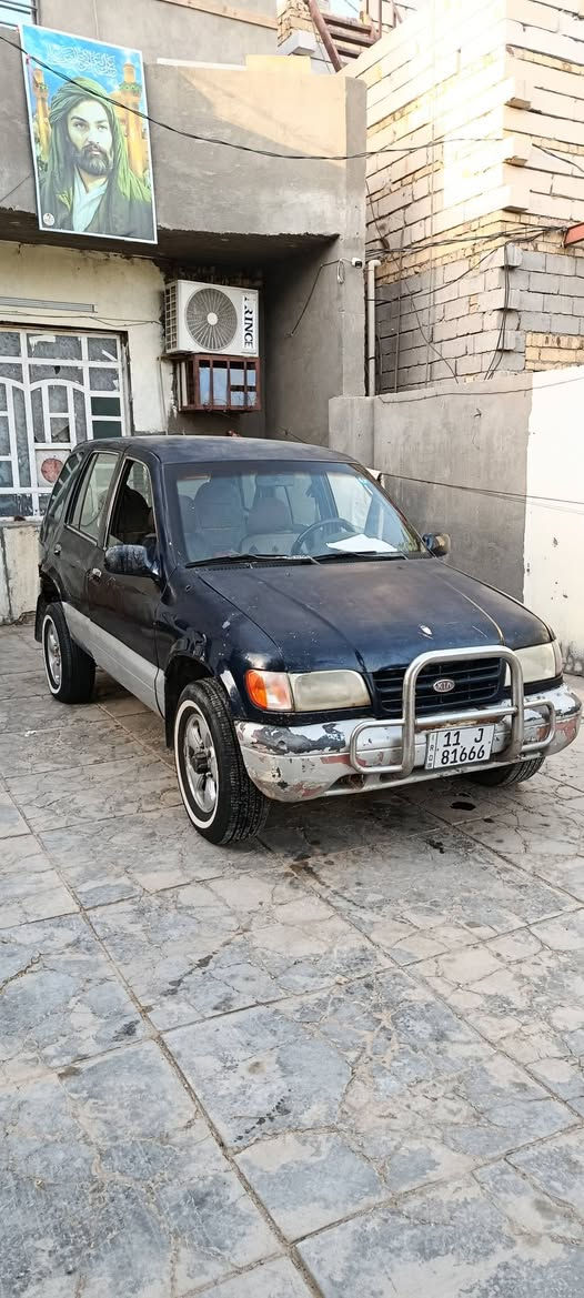 سبورتج موديل 93 رقم بغداد سنويه ال 27 سيارة بسمي ثاني يوم تحويل 
السعر 30و بيه مجال بسيط 
العنوان الديوانية اتصل ***********
