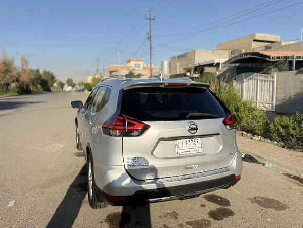 السلام عليكم نيسان روج 2018 قطرة صبغ مابي كلين ماشيه 65 الف كلها ع بلاد فول مواصفات بانوراما جنطة شفط تحديد مسار كشن تدفئة تبريد خزن ميموري شاشة خريطة وبعد بيها هواي مواصفات 
السعر 180وبي مجال
***********
