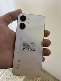 ريلمي • نضيف • بي مجال