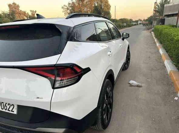 السلام عليكم 

سبورتج 2024(x line)

ماشيه 10 الاف

رقم بغداد 

فول مواصفات فئة الـ x line

سياره جديده بمعنه الكلمه وسونارها مرفق بلمنشور 
مكينه كير تبريد على وضع الشركة

مكان بغداد 
السعر 228
***********
