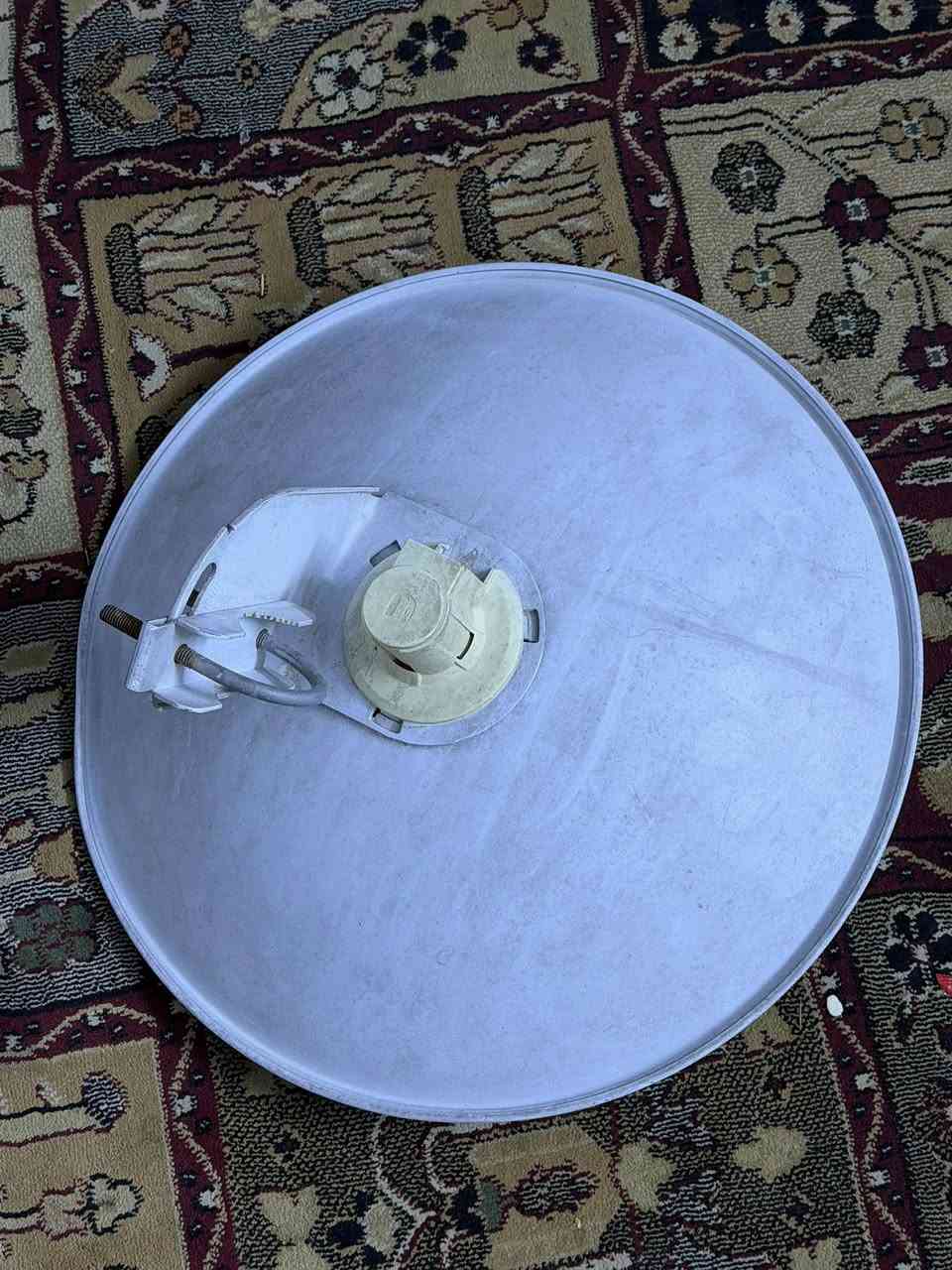 صحن مال نت للبيع شغال وما بي أي خلل العنوان شارع فلسطين قرب تقاطع الصخره رد السعر 75 ألف بي مجال جداً بسيط 
***********
