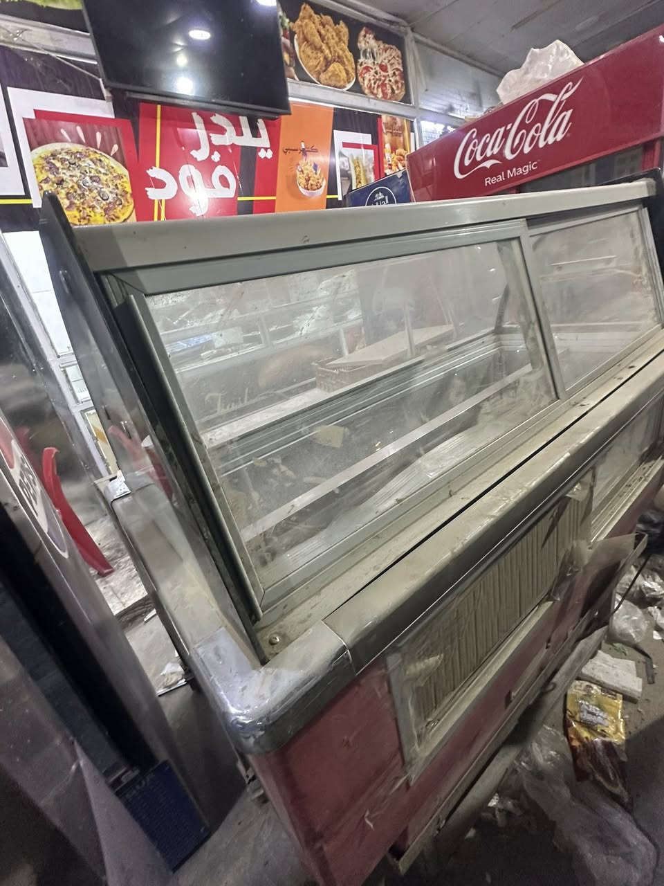 السلام عليكم
عربانه بركر 225جاهزه حته مكان كابسه صفح 
كرل 275
عارضه مقبلات 250 
كلهن شغلات بيهن محال واذا شلع هم بيهن مجال هواي 
مكاني بابل ***********
