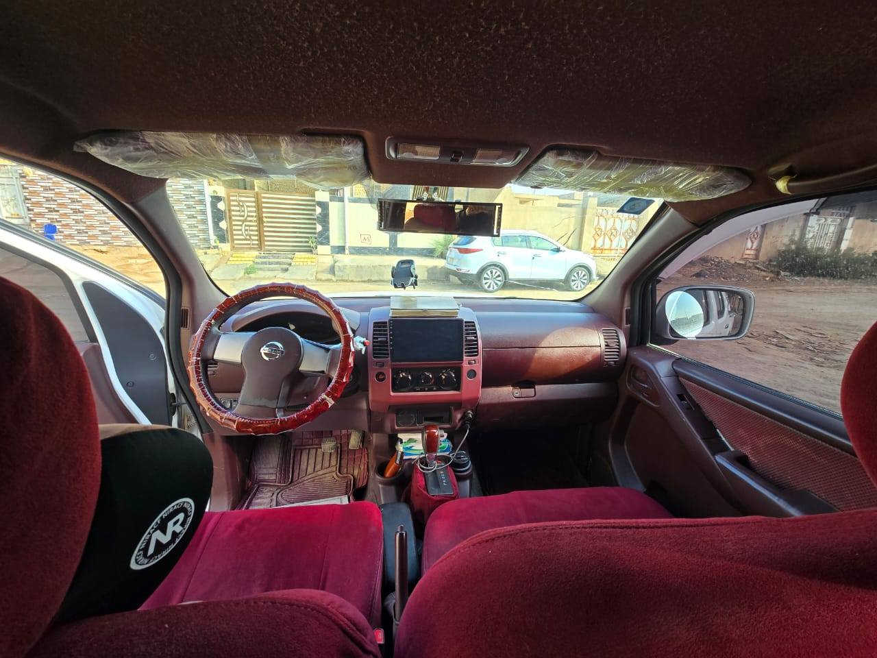 نيفاره 2012 رقم بصره انكليزي(لوحاتها طالعات و بعدني ما مستلمهن) مشروع وطني مكفوله كفاله عامه شرط فحص السونارر
مكينه محور ففتي 3000 فيشه و بطل المرغوب و كير مكفول 
ما ناقصها اي شي تبريد و تدفئه و حداديه و تخم تاير
المكان ذي قار النصر  *********** 
السعر 115
