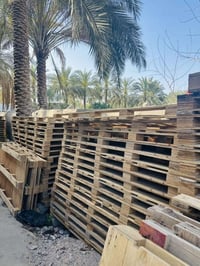 متوفر سكيب خشب للبيع نظيف درجة اولى سعر السكيبة ١٠ الاف  جمله ومفرد  0...