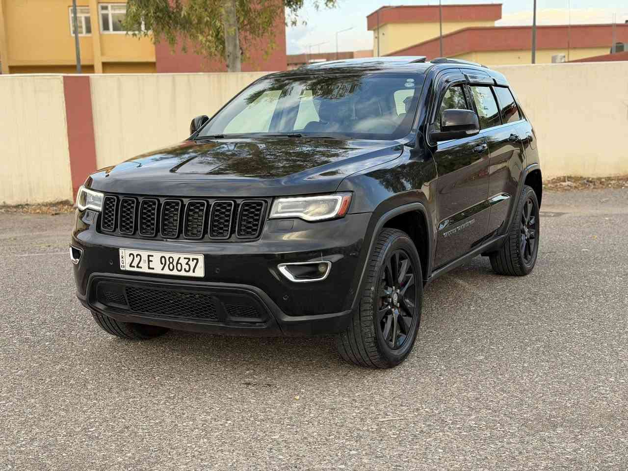 السلام عليكم جيب لاريدو موديل 20 فول مواصفات وارد امريكي 5 قطع صبغ بدون اي دواخل شاصي لغد مابيه مكفولات صور حادث ماعندي سونار ورقم الشاصي مرفق بلمنشور ماشيه 87 مل 
سياره جاهزه ومابيها كل نقص رقم اربيل بسمي تحويل شرط
السعر  185 بغداد الدوره ابو طياره ***********
