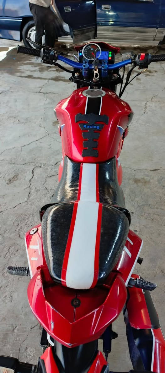 للبيع
سايم بطح موديل 2019مكمرك 
دراجة شوفت عينك تجي تفحص سعر 800 مكاني الانبار قضاء هيت كراج الموحد الاستفسار *********** موجود واتساب
