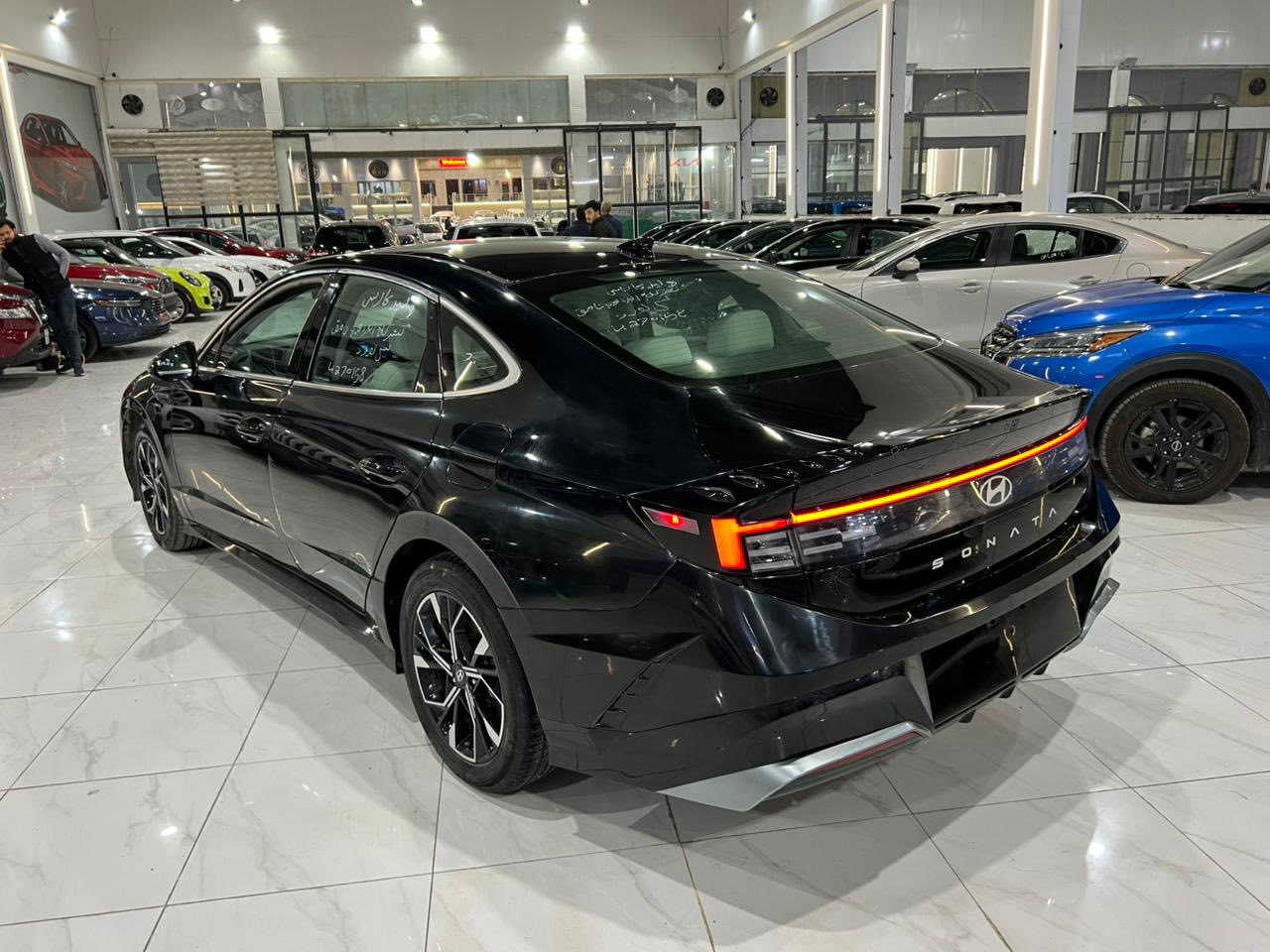 سوناتا 2024
‏2.5L حجم محرك

مواصفات

بصمه 

گير 8 نمر

بصمة تشغيل وابواب

المقاعد: كهربائي  + تدفئة 

٥ وضعيات قيادة

جنطه ذكيه 

لايت لد 

بك لايت لد 

ترحيب

دشبول الاكتروني 

شاشه كبيره 

كير تعليك 

شحن لاسلكي

اوتو ستوب

اوتو هولد

رادار

نقطة عمياء

رادار خطوط شوارع

فوول تحكم ستيرن

الحادث- بوند صفحة صبغ 

السعر. 149 ورقه 

العنوان اربيل- معرض ولید كارس

 للاستفسار 📞

☎️***********

☎️***********
