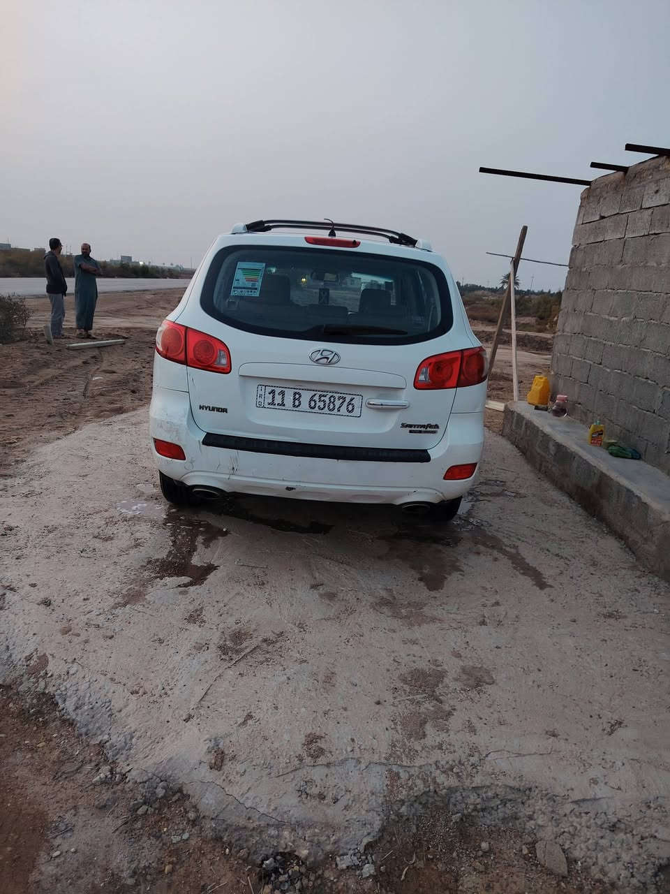 السلام عليكم
سنتافيا موديل ٢٠٠٩ خليجي ٧ راكب ٣ قطع تبريد محرك ٦ سلندر مكفوله سونار موجود 
هزه جديده رقم بغداد دولي بأسمي كير محرك صدر تخم تاير كله جديد مكاني واسط الاتصال على الرقم ***********
