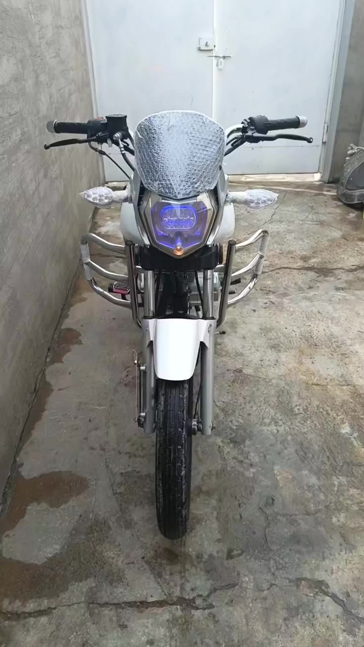 السلام عليكم سينكي لبيع موديل ٢٠٢٠اوراقه كامله ولمريات موجوده*********** اتصل 🗣📲📞
