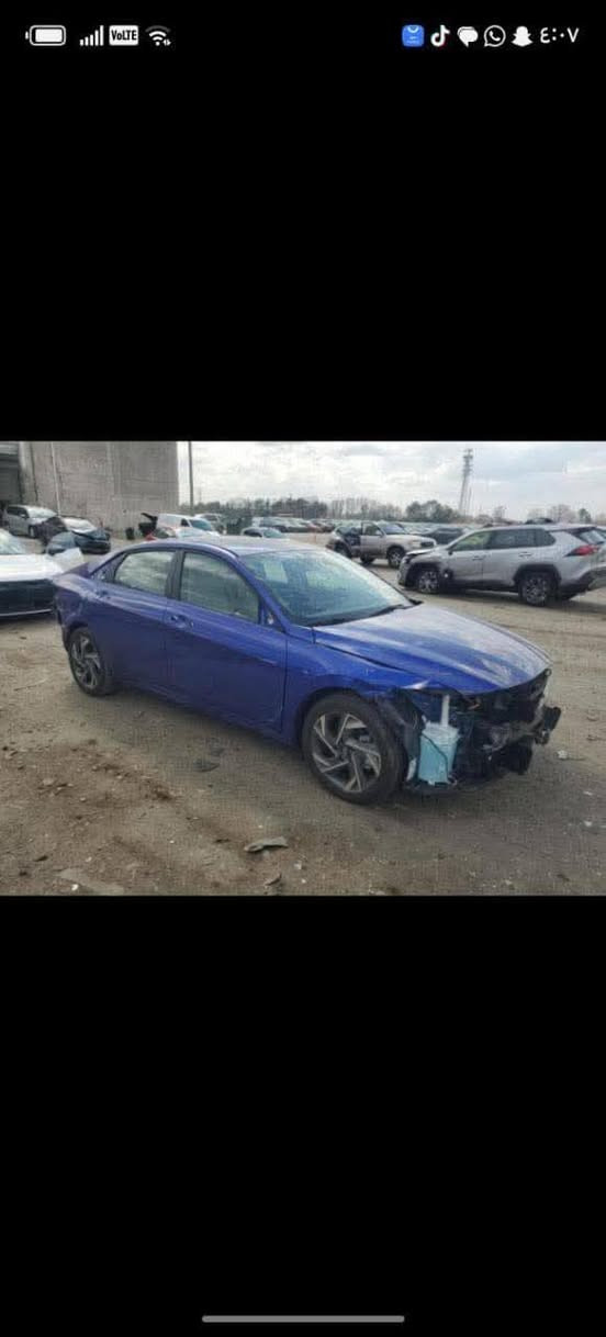 النترا لمتد اعلى فئه بهذا الموديل 2025 وارد امريكي بدون قطرة صبغ وبدون ايرباك ايضا لون ازرق  
محرك 2000 ماشيه 6 الف كيلو 
المواصفات لمتد 

🔘فتحة سقف سلايد طكتين 

🔘كشنات خزن مميوري 3 وضعيات مع امكانيه الخروج السهل

🔘سستم صوت من شركة Bose 🔊الالمانيه + دمام مع امبليفاير
 🔘داخل لونين مميز اوف وايت ابيض مطعم باسود ورصاصي

🔘لد امامي + لد خلفي 

🔘دشبول متصل + لد ليزري مخفي مع اناره مخفيه اكثر من 64 لون 🌈

🔘لايت زنون 3 عدسات بلادي مع حاجب لد نهاري 

🔘بصمه تشغيل وايقاف السياره 

🔘اوتو  هولد 

🔘مود درايف 

🔘اربع مودات قيادة

🔘سايد بريك كهرباء 

🔘كشنات  جلد  ابيض + كشنات  كهرباء

🔘كشنات حار

🔘رادار  امامي + رادار جانبي + رادار  خلفي

🔘صندوك  ذكي عند الاقتراب 

🔘يدات بوب لمس للبصمه

🔘نظام ترحيب للسائق مع انارة 

🔘تبريد منفصل

السياره قفله مواصفات جريدة 

كل مواصفات موضحة بصور مع صور الحادث 

سعرها 185
للاتصال ***********
