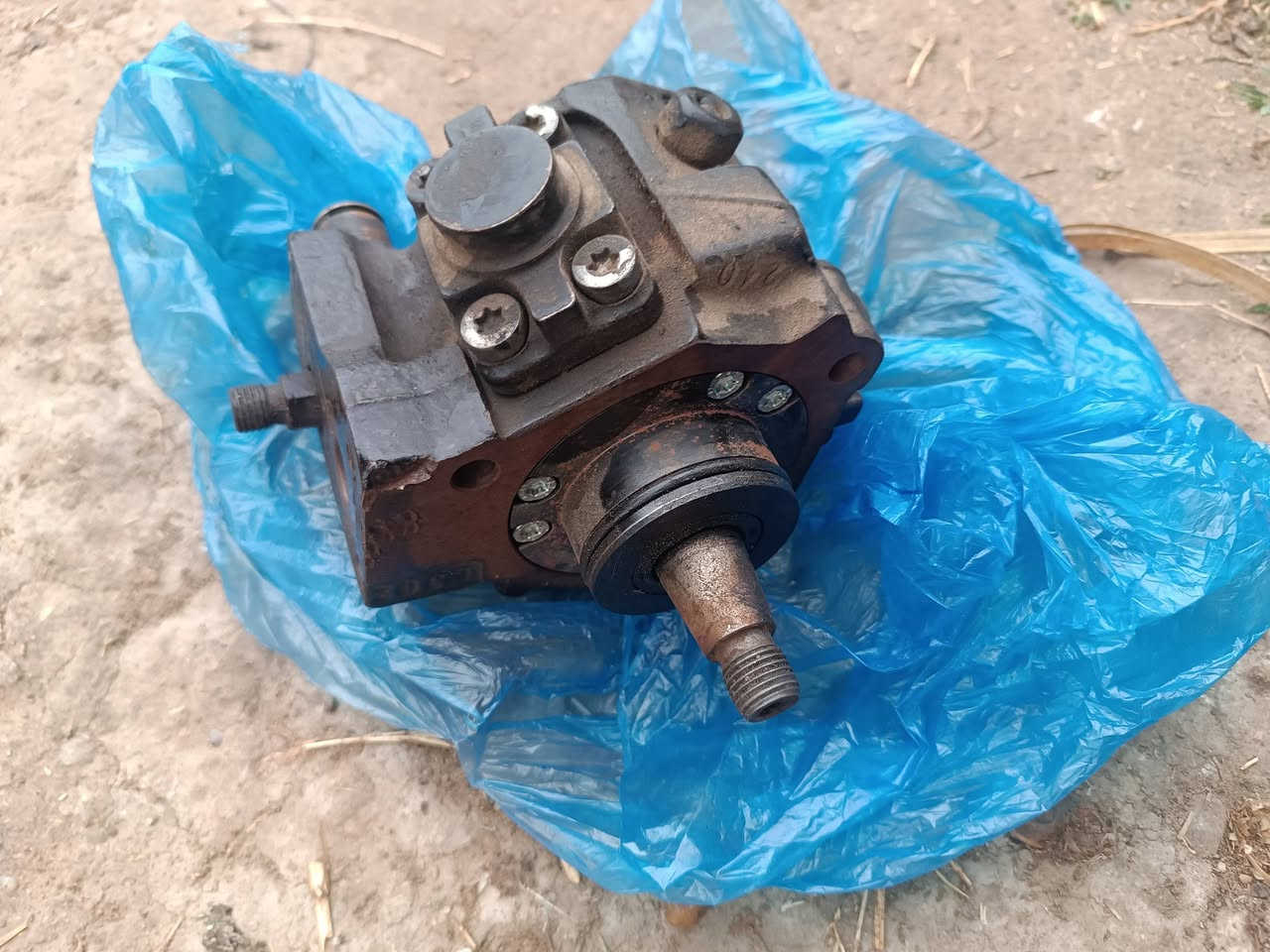 سلام عليكم طرمبه للبيع شغاله نظيفه. مكاني بابل  الاستفسار على الرقم ***********
