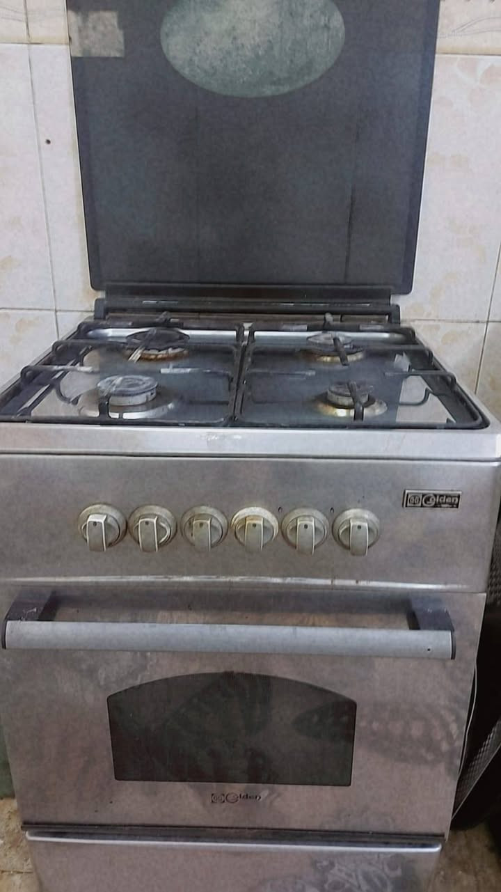 عندي طباخ وغساله للبيع
الطباخ سعره 170
والغساله 178

شغالات مابيهن شي  اليريدهن يراسلني واتساب رقمي  ***********
