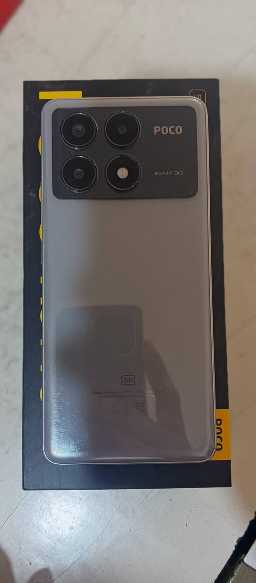 بوكو اكس 6بروو  كفاله عامه جديد عشوائيه/12/12/ذاكره/512/بوبجي/120فريم/بطاريه6000/السعر 400وبيه مجال لاستفسار/***********
