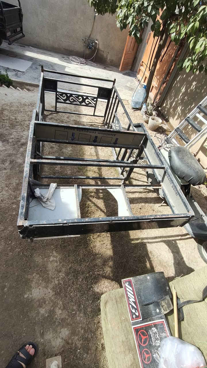 چنچ ستوته للبيع ..سعر ١٥٠ وبي مجال .***********
