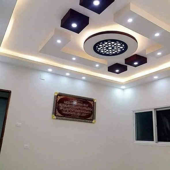 يا الله جاهزين الى العمل ديكورات جبس كادر متخصص من اربع خلفات وباداره حسن الطائي🏯 الديكورات كافه الموديلات🏘️ ديكورات جبس باعلى جوده وديكورات بلازما وديكورات شرائط وديكورات🏫 مربعه وبديل الرخام وبديل الخشب زائد اسباق 🏠وتصليح بيوت من اثر رطوبه 🏚️والتواصل مع حسن الطائي على هذا الرقم وبي واتساب‏***********📱‬‏‏‪***********‬‏
