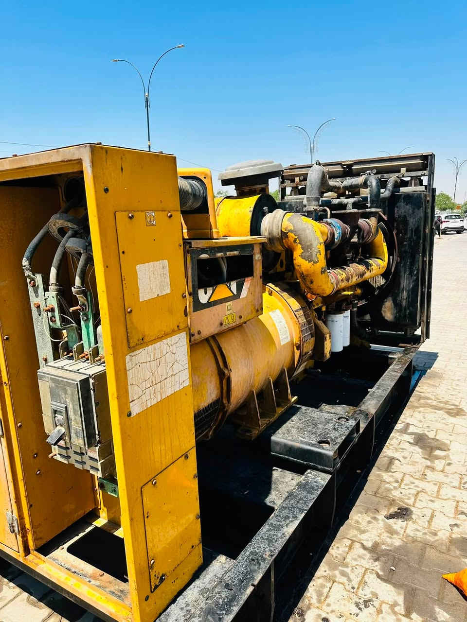 السلام عليكم
متوفر مولده كتربلر c18
راس التوليد 650kv 
دبل سوبر 
جاهزه لشغل 
المكان حله/نادر الثالثه 
استفسار اكثر 

‭***********‬واتساب
