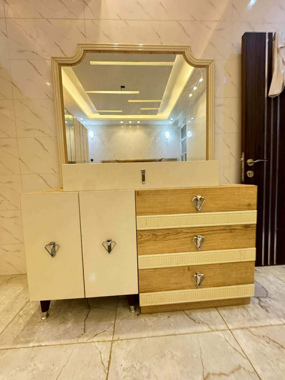 10قطع نظافه فول تخت تسكام سعر مليون و300بيهه مجال نجف حي جزيره
يالله


**إذا كنت صاحب هذا الإعلان وتريد حذفه لأي سبب، رجاءا أرسل رسالة إلى الدعم الفني**