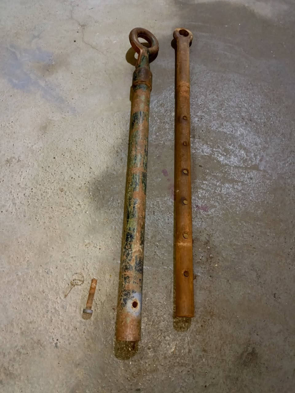 سلام عليكم
هوك سحب امريكي ابو الحلاقات 
سلايت يطول من متر ونص صير مترين ونص 
عرض 3 انج القطعه داخليه 2ونص انج 
سعر 175الف ما عندي تواصل 
بغداد جسر ديالى 
***********
